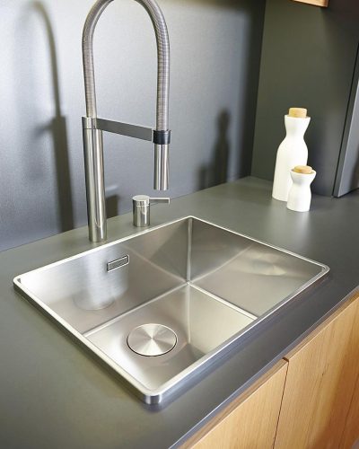 ROC_F734_Detail_Spuele