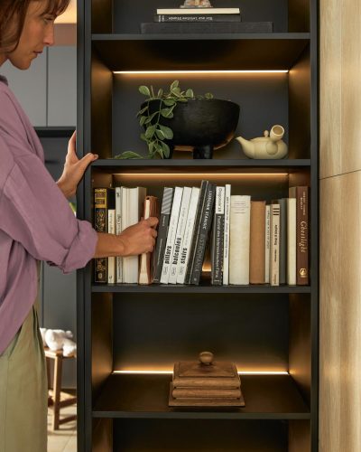 SGM-A112_FMA-L187U_Model-2_Wangenregal_2023