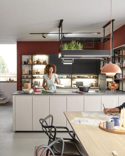 UGL-P096_AVO-L772U_HA-2_Model_2022