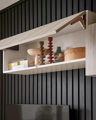 UGL-P096_MOE-K046_Wohnwand_OS_2022